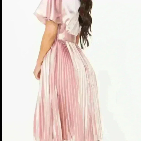Satin Pleated Midi Dress Pretty Little Thing dusty rose size 10 exc con - Picture 2 of 10